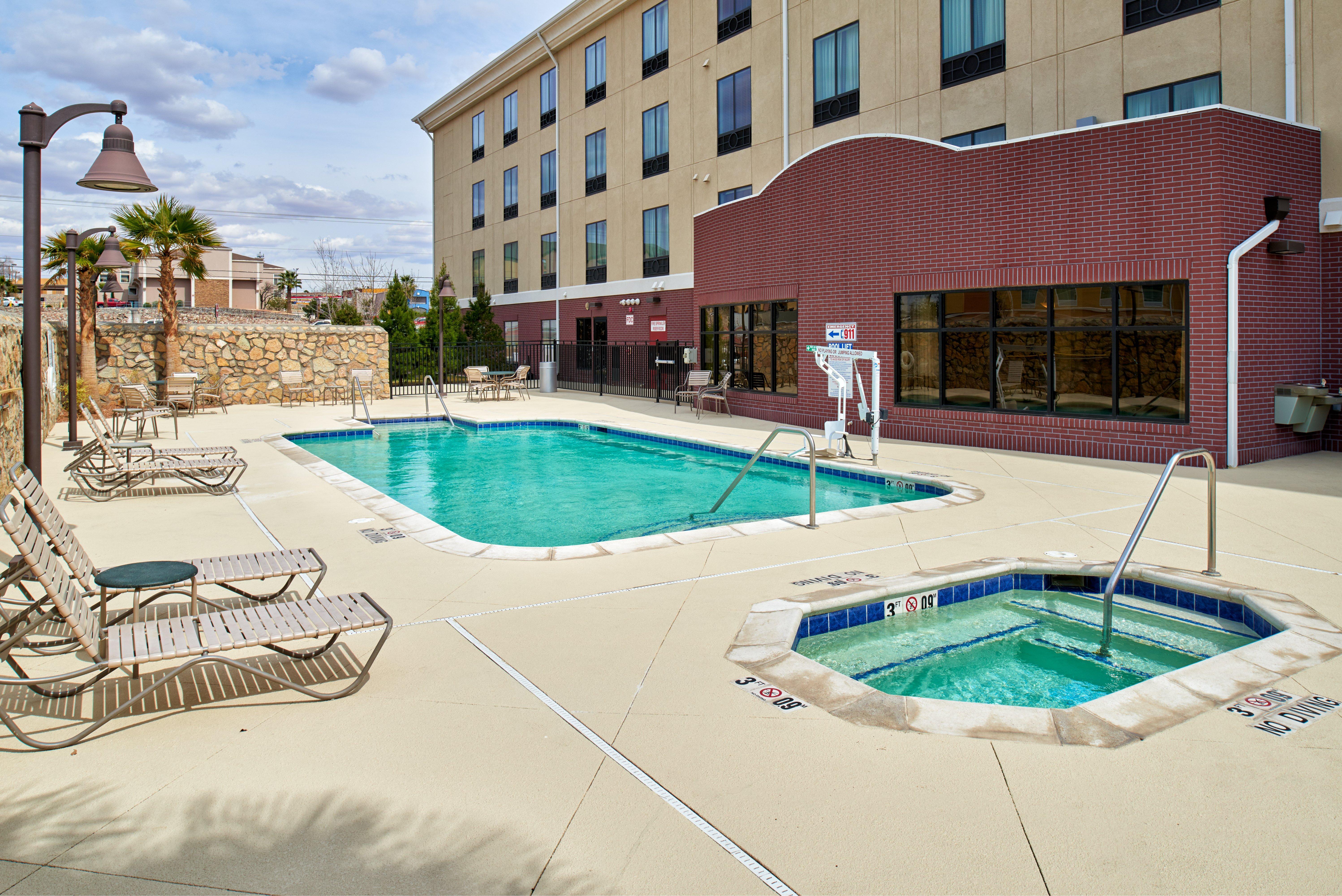 Holiday Inn Express & Suites El Paso Airport By Ihg Экстерьер фото