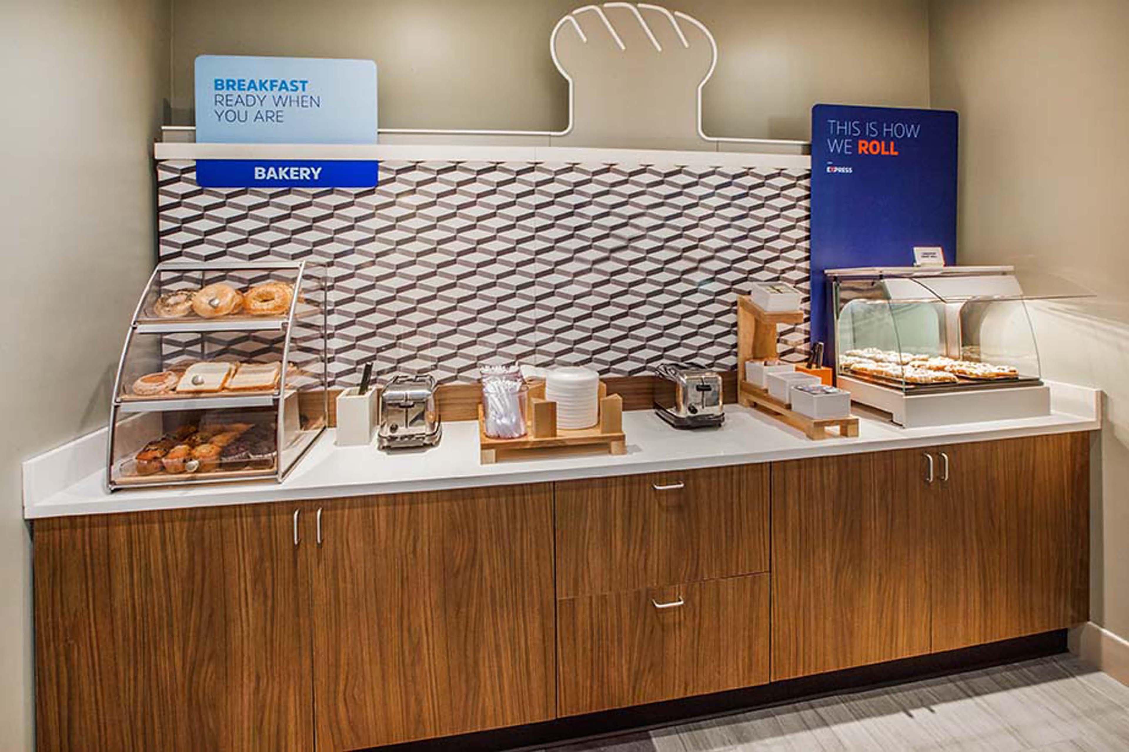 Holiday Inn Express & Suites El Paso Airport By Ihg Экстерьер фото