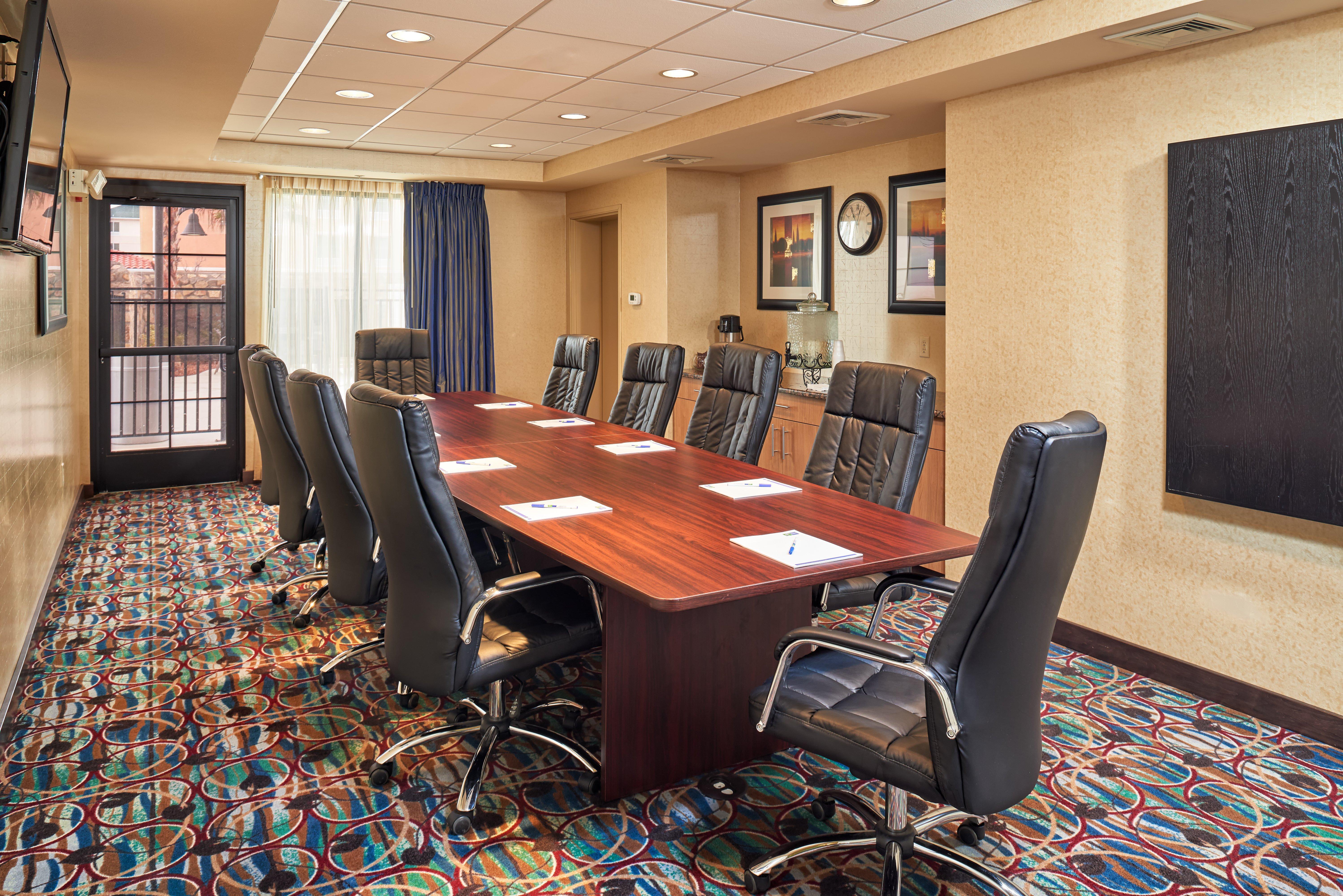 Holiday Inn Express & Suites El Paso Airport By Ihg Экстерьер фото